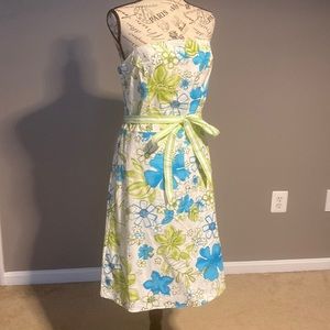 Sz 12 Strapless Faith Love Passion flower dress.